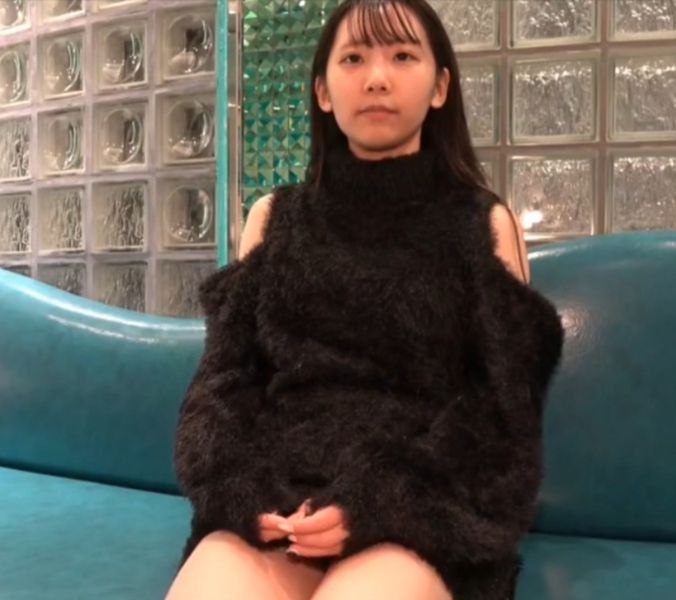 【无码】夫妻逛商场，跑到试衣间啪啪